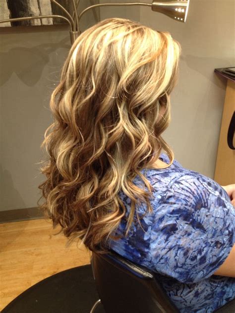 Highlift Blonde With A Base Bust With Ash Toner 1 Wand Curls Lovely Lisa