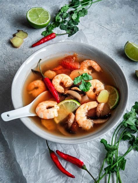 Tom Yam Kung Soupe Tha Landaise Aux Crevettes Cannelle Et Coriandre