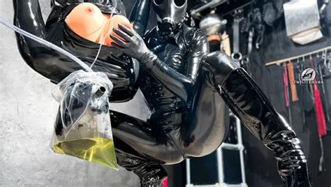 Bizarre Rubber Apron Bondage Of Free Shemale HD Porn A XHamster