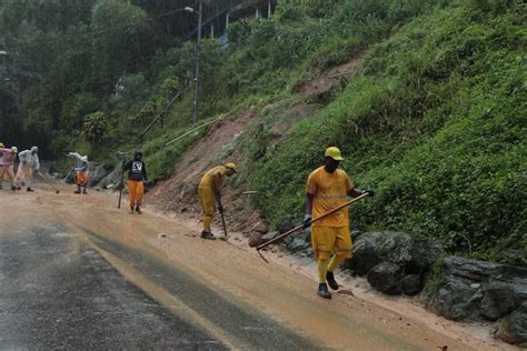 Santos Concentra Serviços Nas Ruas Para Minimizar Impactos De Fortes