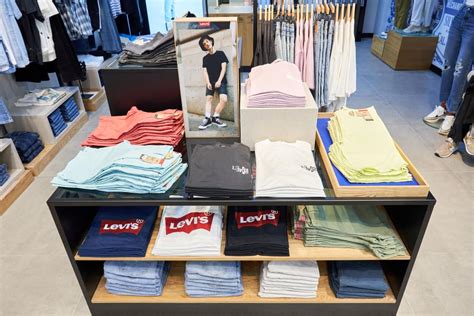 The Biggest Levi’s Store Just Opened In Manila, Check It Out! | Metro.Style