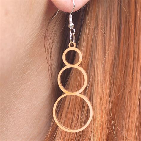 Pingl Sur Boucles D Oreilles En Bois