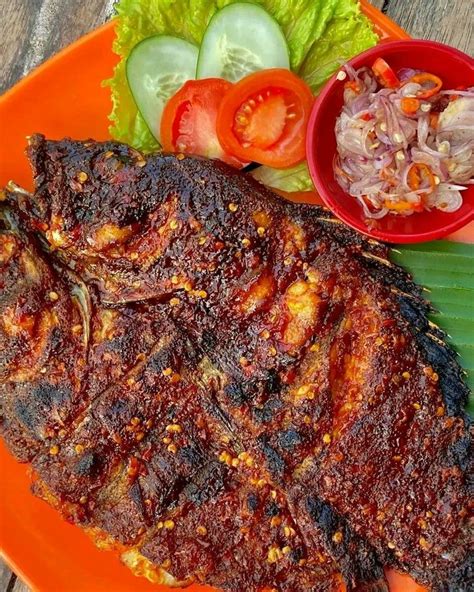 Menyajikan Kelezatan Ikan Bakar Nila Dengan Bumbu Asam Manis Rahasia