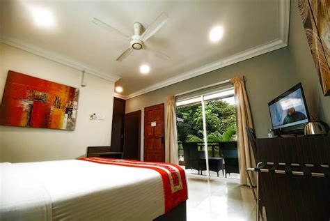 Tioman Dive Resort Accommodation On Tioman Island In Malaysia