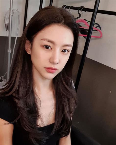 고윤정님의 Instagram 사진 • 2019년 10월 26일 오후 812 Gaya Rambut Rambut Dan