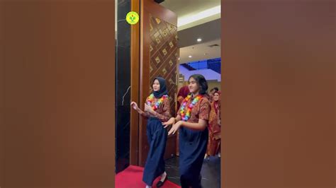 Wisuda Angkatan 10 Smp Labschool Cibubur Youtube