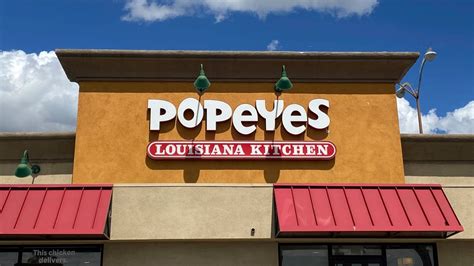 Driver Crashes Suv Into Popeyes Over Missing Biscuits In A Case Of Two