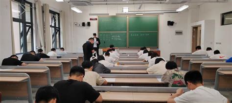 学院举行2023级新生入学资格复查考试 河南理工大学鹤壁工程技术学院