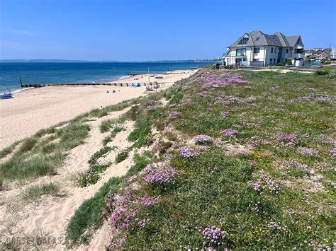 Mudeford Sandbank To Bournemouth Pier Walk 7 Miles One Way