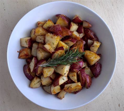 Oven Roasted Rosemary Potatoes Two Sisters Kitchens Recipe Rosemary Potatoes Potatoes