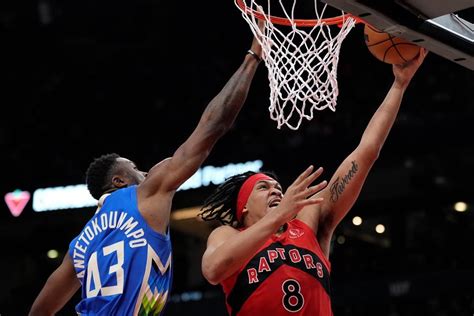 Gary Trent Jr Leads Raptors Past Bucks 121 105 In Regular Season Finale