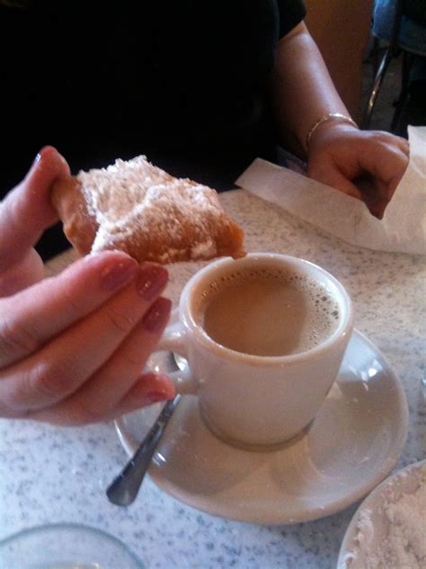 Beignet And Cafe Au Lait At Cafe Du Monde Ralph Melton Flickr