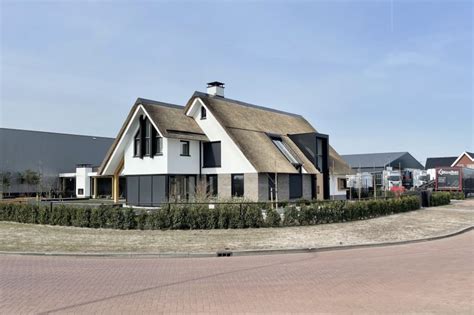 Woning Kooiker Staphorst Kloosterman Rietdekkersbedrijf Staphorst