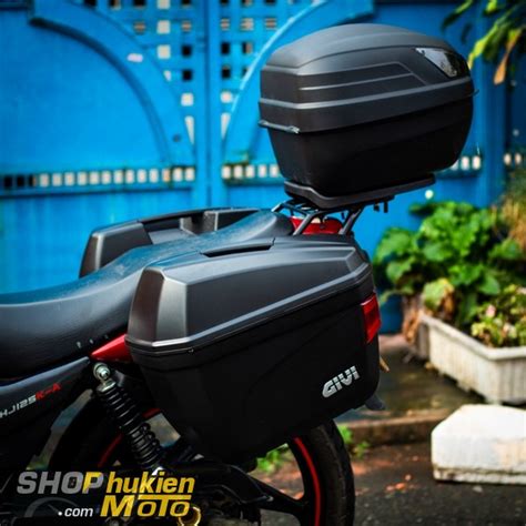 Gắn Thùng GIVI cho xe HJ125K A Thùng GIVI gắn cho các xe suzuki Phụ