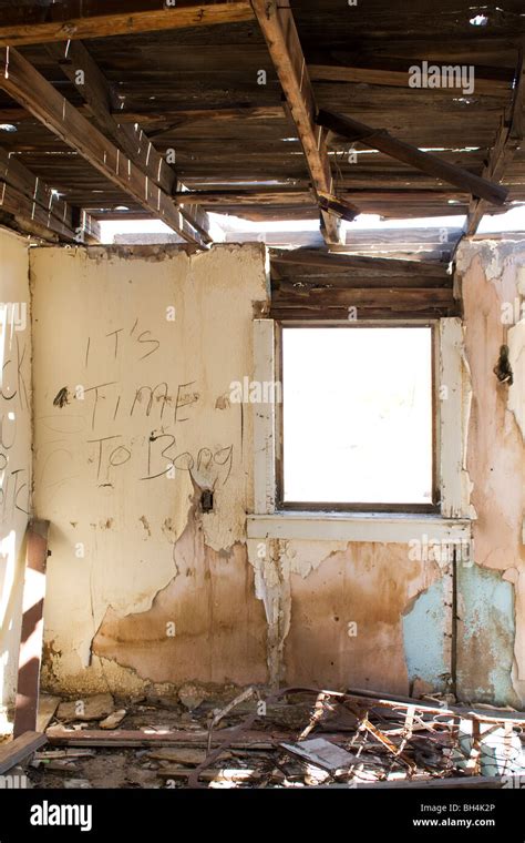 Broken Down House Stock Photo Alamy