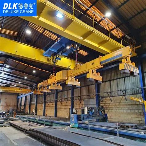 QC Type 5 32t Double Girder Beam Electric Magnet Overhead Bridge Crane