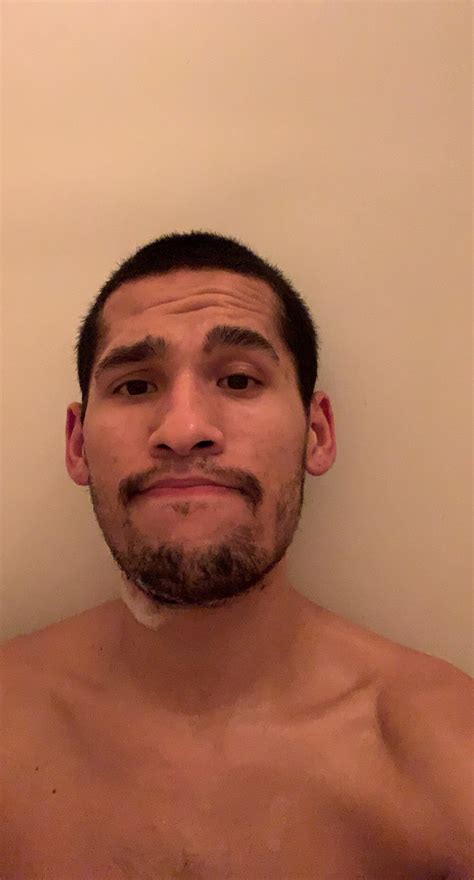 Who Else Likes Taking A Hot Bath After Work R Gaybrosgonemild