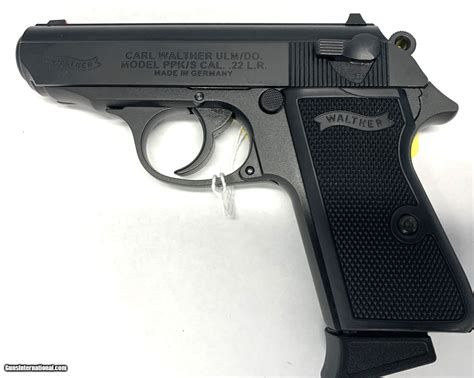 Walther Ppks 22 Caliber Pistol With Four Magazines And Hard Case