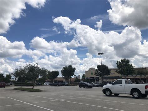 Waterford Lakes Town Center 105 Photos And 94 Reviews Shopping
