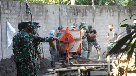 Kasiter Kasrem Pmk Lakukan Peninjauan Tmmd Ke Kodim Kota