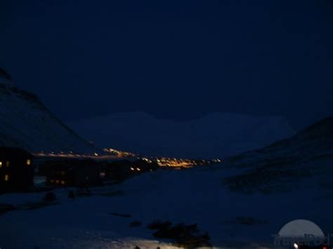 polar-night-longyearbyen