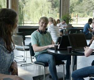 Celebrity Sex Scene Lilith Ha Le In Ein Schritt Zu Viel Video Best Sexy Scene