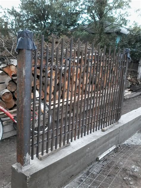 Constructia Unui Gard Din Beton Si Fier Forjat Ghid Pentru O Bariera