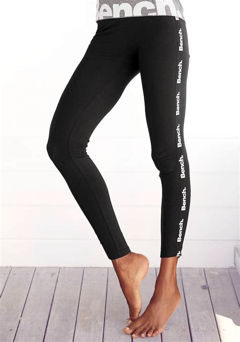 Bench Loungewear Leggings Mit Bedruckten Tapestreifen Bestellen Bei Otto