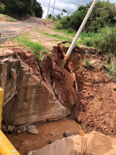 DESCALVADO NEWS Prefeito decreta Situação de Emergência em razão das