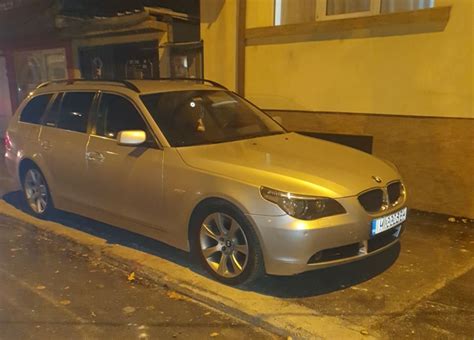 Невиждана наглост! Тарикат заряза БМВ-то си върху чисто нов тротоар във ...