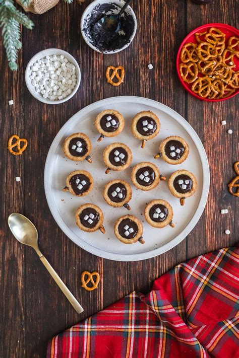Hot Cocoa Cookie Cups Xoxobella