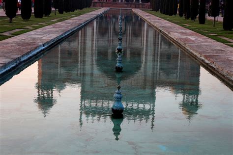 Taj Mahal Pure Photography