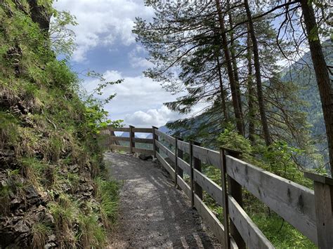 Etappen Wanderweg Vom Fernpass Nach Landeck Starkenberger