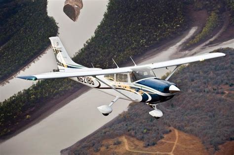 Cessna Flyer Association Flying The Cessna 182