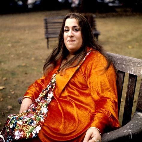 Before Adele There Was Elliot 40 Beautiful Pics Of Mama Cass In The 1960s And Early 70s