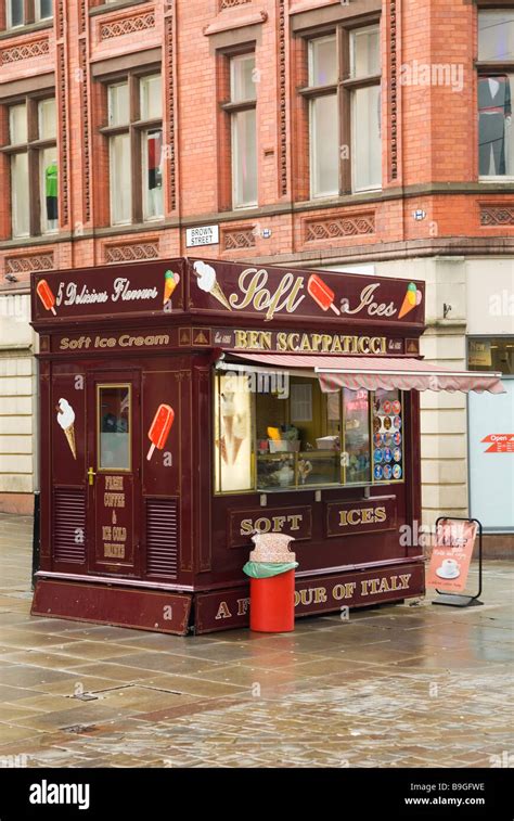 Ice Cream Booth On Market Street Manchester City Centre Uk Stock Photo