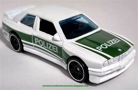 Mi colección de autos a escala 1992 BMW M3 Polizei Hot Wheels 1 64