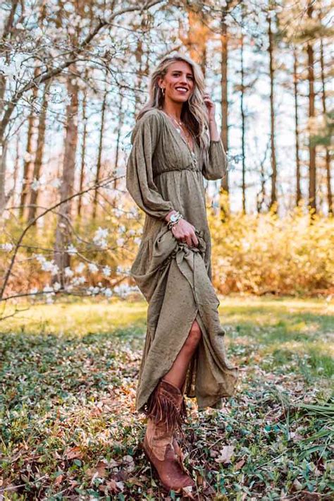 Incorporate Your Cowboy Boots Into Your Every Day Look With Style