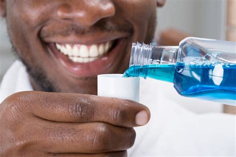 How Does Mouthwash for Sensitive Teeth Work | Oral Care