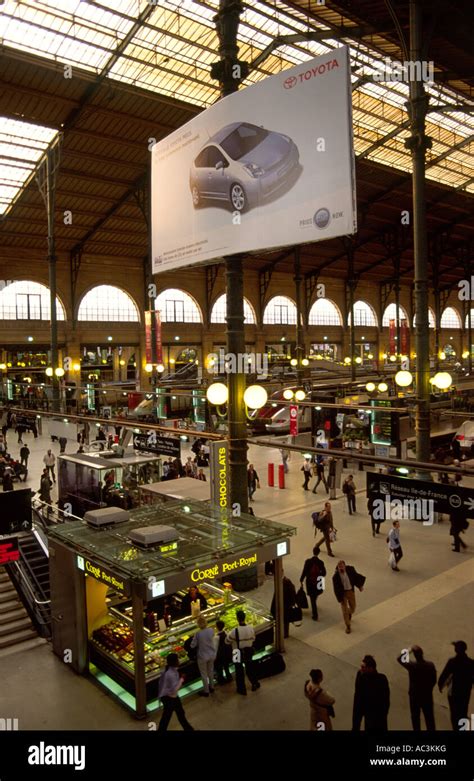 Gare Du Nord Train Station Paris France Stock Photo Alamy