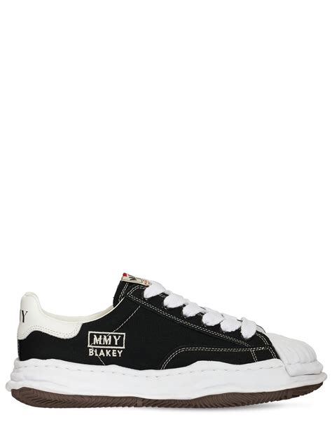 Mihara Yasuhiro - Blakey low canvas sneakers - Black/White | Luisaviaroma