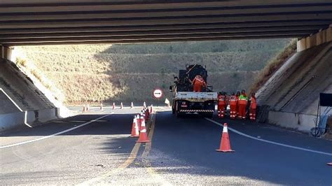 Obras interditam trevo de acesso a Itirapina pela rodovia SP 225 São