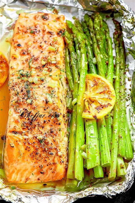 salmon-and-asparagus-in-foil-06 | Chefjar