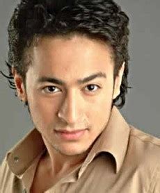 Hamada Helal Profile, BioData, Updates and Latest Pictures | FanPhobia ...