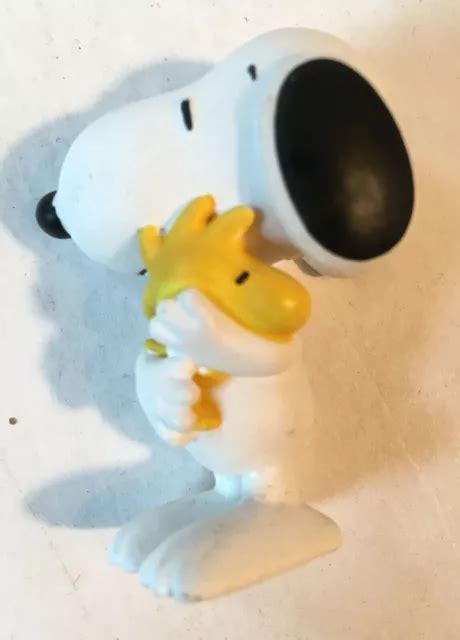 Hallmark Peanuts Gallery Figurine Charlie Brown Hugging Snoopy