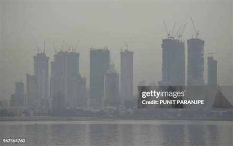 274 Under Construction High Rise Buildings In Mumbai Stock Photos, High ...