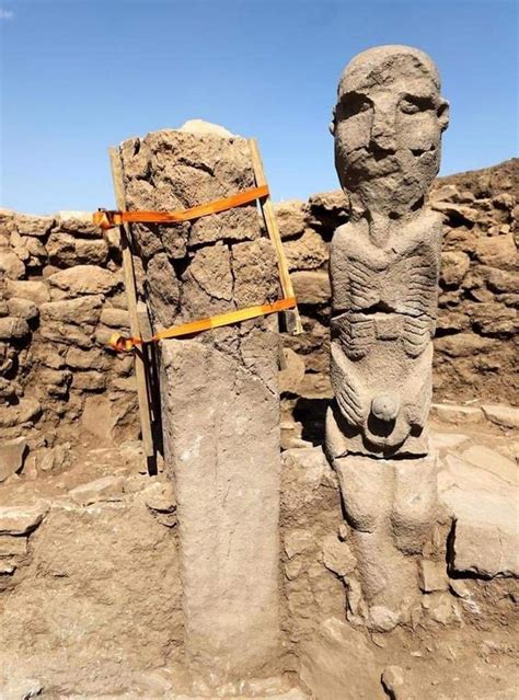 Pin by Vohva Ch on art Ancient history archaeology Göbekli tepe