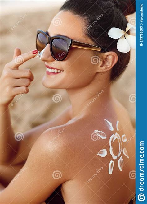 Woman Smile Applying Sun Cream On Face Skincare Body Sun Protection