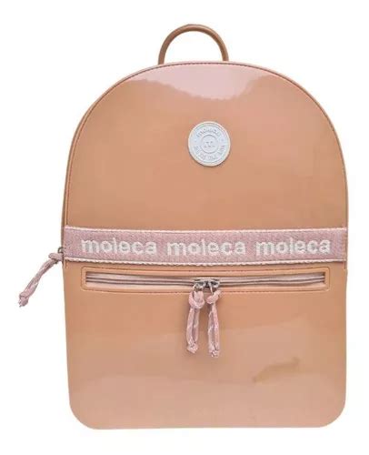 Mochila Moleca Grande Feminina Pvc Envernizado Cor Nude