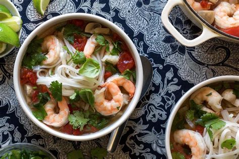 Thai Shrimp And Rice Noodle Soup Sunbasket